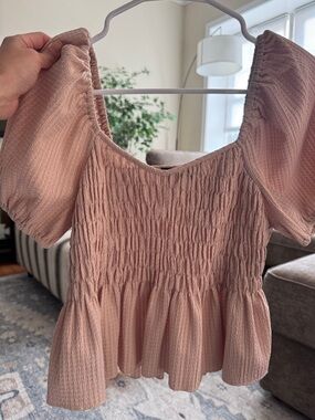 Vici Smocked Peplum Puff Sleeve Top